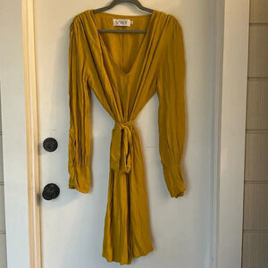 S/W/F Anthropologie long sleeve tie waist sleeve cutout vneck mustard large